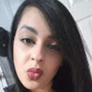 Meet your Posher, Estefany